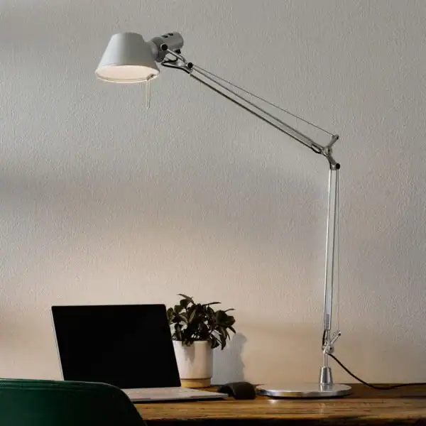 Lampara de Mesa Tolomeo