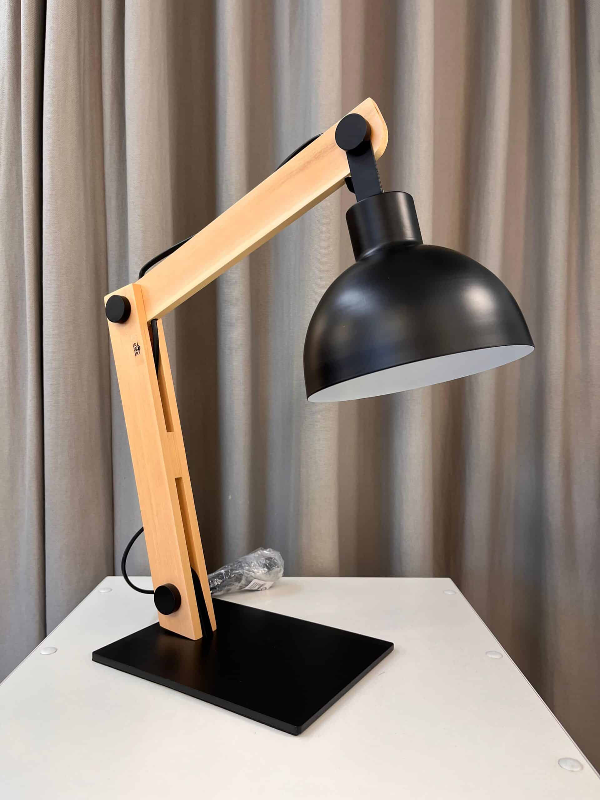 Lampara de Mesa C35