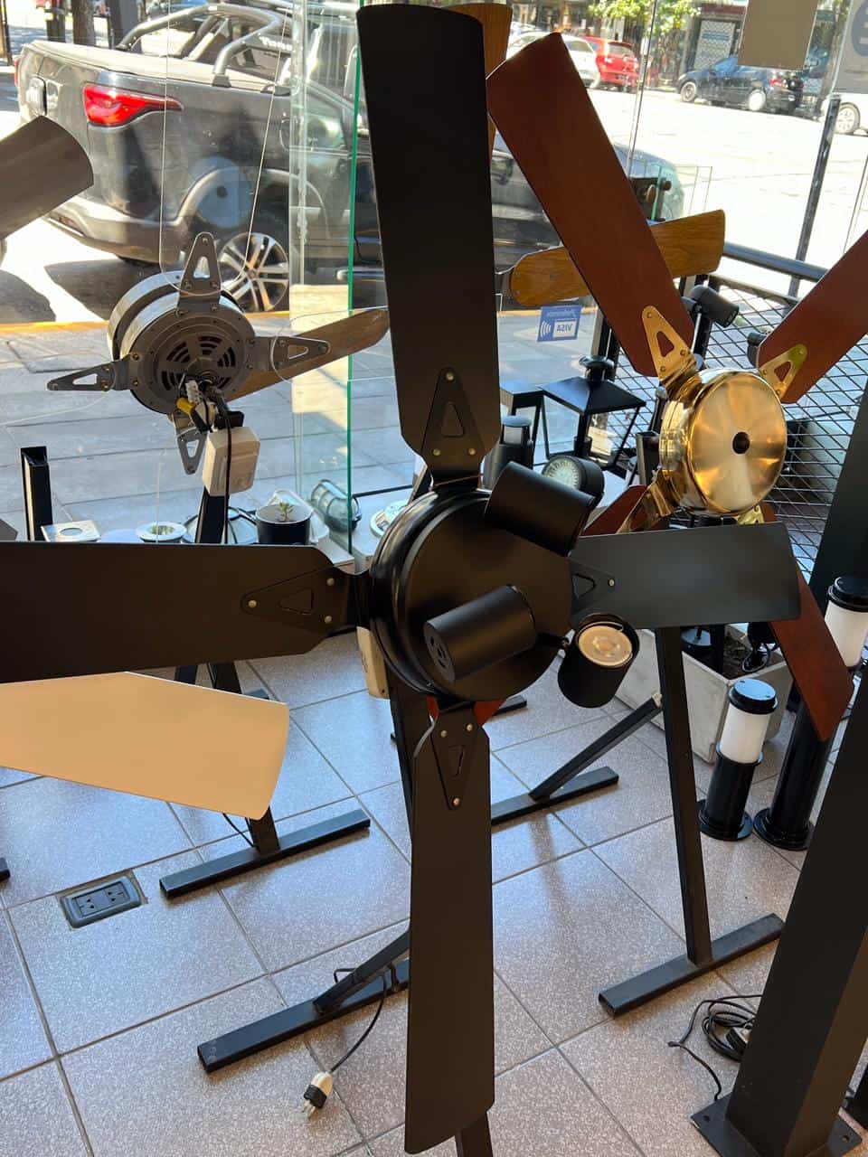 Ventilador Negro Madera Con Aplique 3003/3