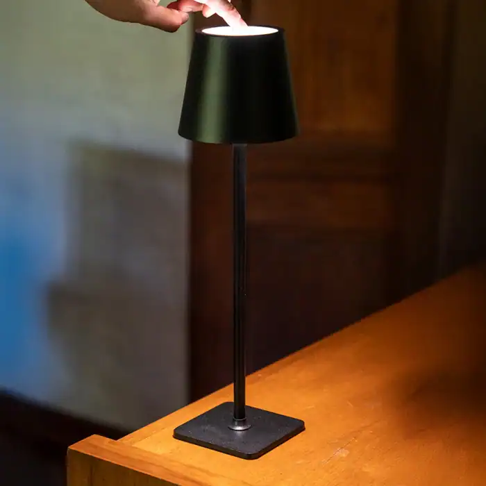Lampara Mesa Portatil Bozana